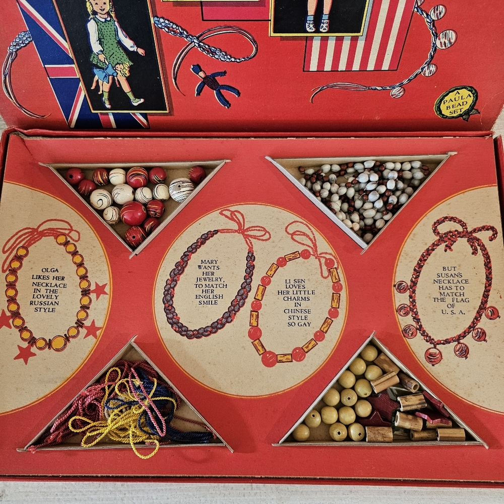 Vintage 1950s Junior Miss United Nations Costume Jewelry Set - Picture 3 of 15